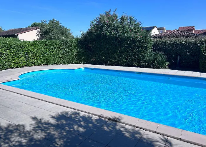 L'instant De Reve- Terrasse,piscine Et Double Parking アパート *